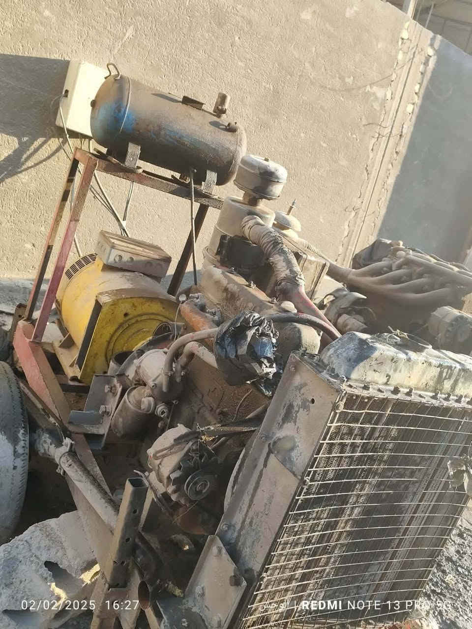 السلام علیکم غراض مطعم للبيع
يحتوي على
برادات عمودي +ميوزه طعام +كراسي +طباخات + ميوزه مطبخ+ غراض مطبخ +شواية دجاح + مولده شغاله + مبردات + تانكيات
العنوان الحله _قضاء القاسم 
الاستفسار الاتصال على الرقم ***********
