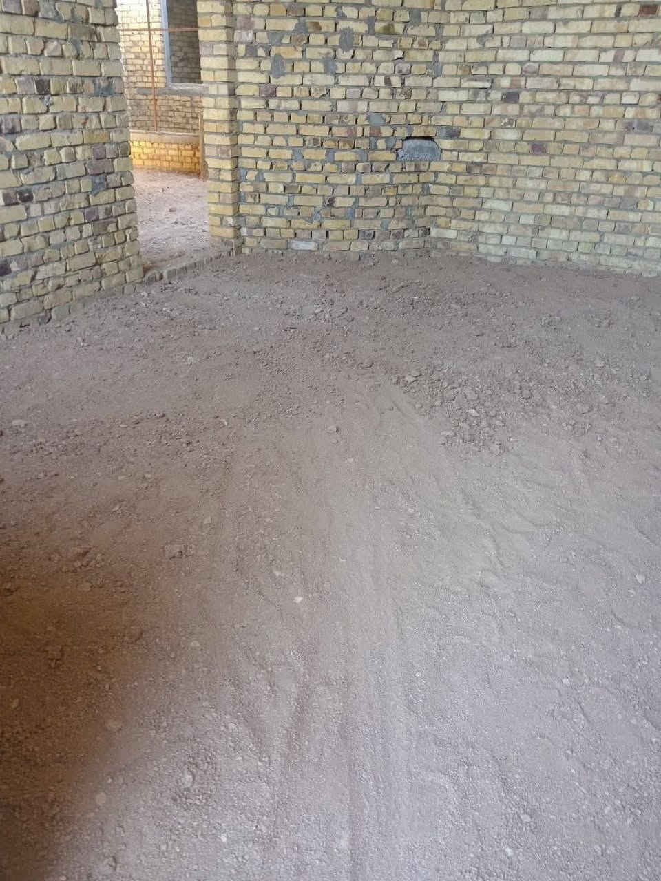 عمال قلع شتايكر تصعيد مواد لبخ تدخيل سبيس صبت نضافه تفليش
تنضيف نقاض تزفيت جميع العمال   ***********
