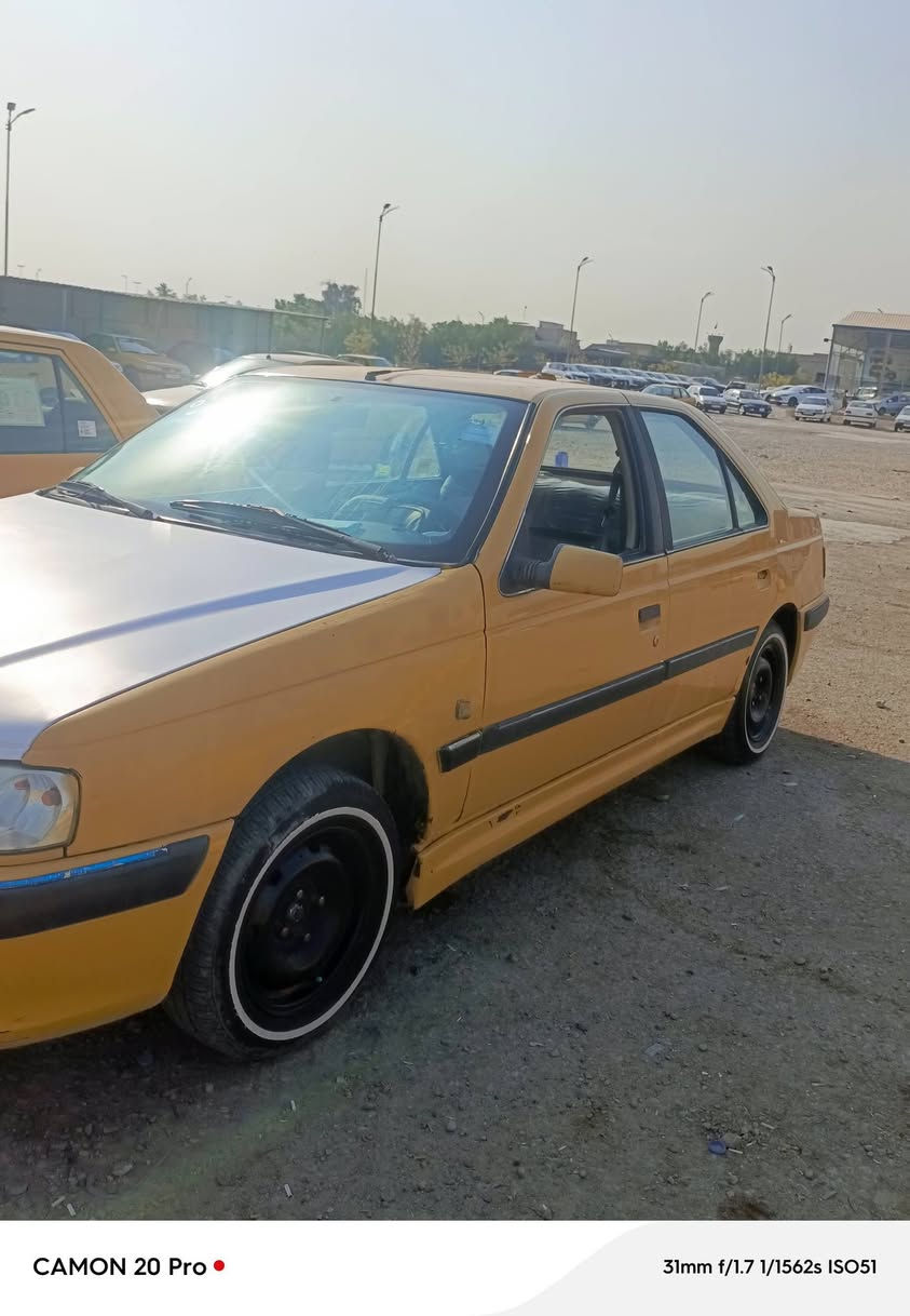 سلام عليكم بيجو موديل ١٥مكنيه فرنسي مصفره هيئه وغرمات تجي تشوف بعينك مكينه نايلون تجفيت جديد بغداد الحبيبيه سعر ٣٢وبيهه مجال بسيط***********
