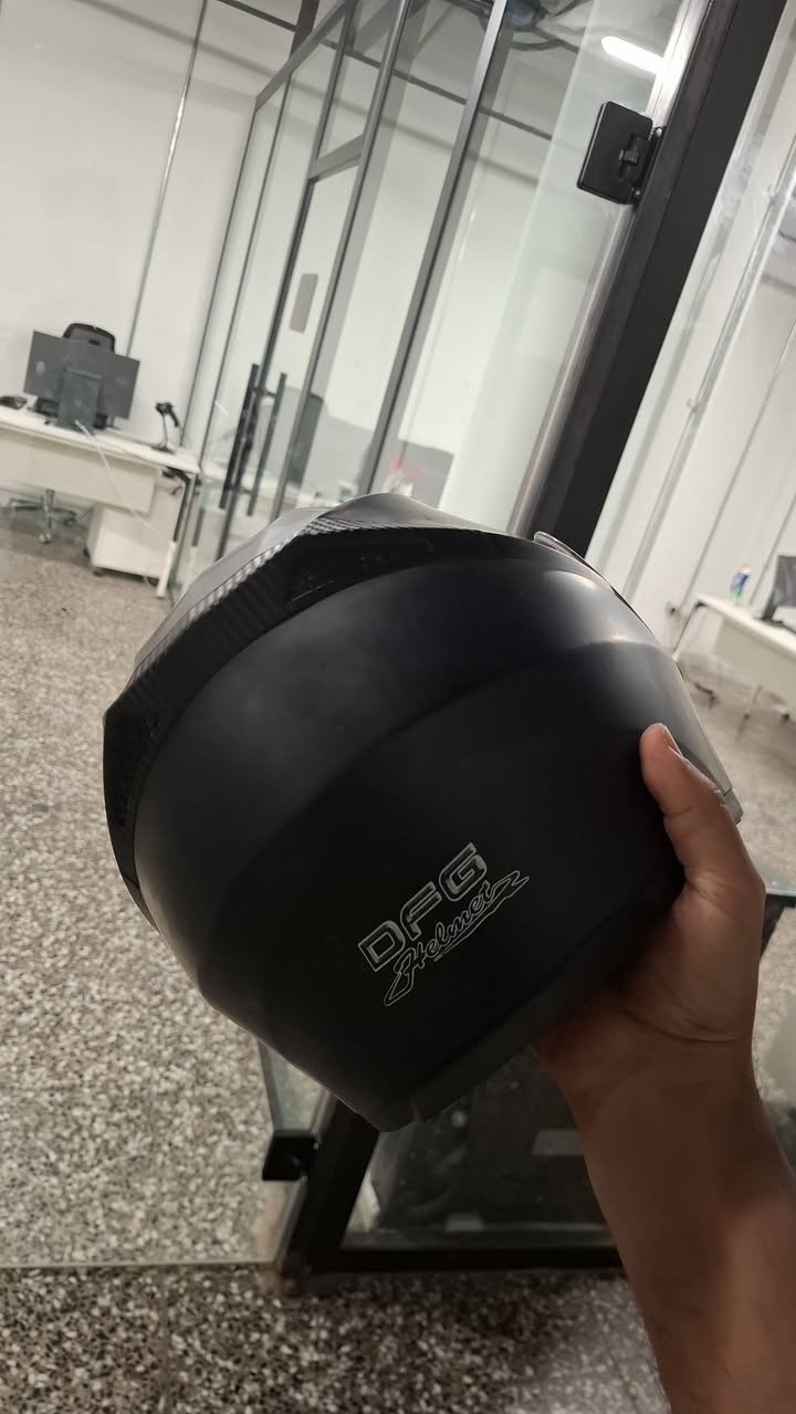 سلام عليكم خوذه للبيع DFG معرفه فج قلاب قياس L نضيفه قبل شهر اخذته 
سعره 30 وبيه مجال 
بغداد الراشديه 
***********
