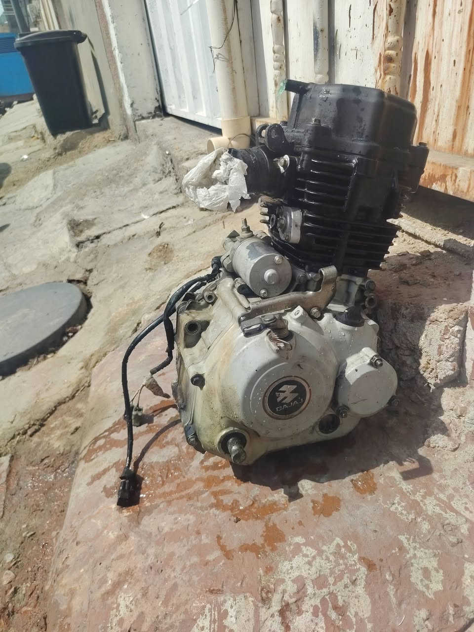 محرك بوكسر مستعمل شغال بستم وكور كامل  وكلج وسنجيل ومساطر قبل كم شهر مبدلات وكاله صار بي مشكله بالتنمير بس نمر ١ تشتغل ما اعرف شنو السبب  للبيع.
السلام عليكم 

محرك بوكسر مستعمل شغال بستم وكور كامل  وكلج وسنجيل ومساطر قبل كم شهر مبدلات وكاله صار بي مشكله بالتنمير بس نمر ١ تشتغل ما اعرف شنو السبب  للبيع بسعر ٢٠٠وبي مجال ابيع كوم حديد 

***********
