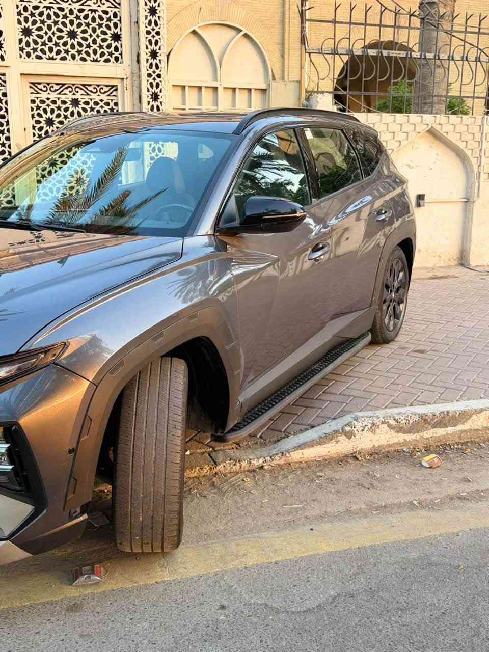 السلام عليكم
🔹 هيونداي توسان 2024 للبيع 🔹

السيارة نظيفة جداً وبحالة ممتازة، ترقيم جديد.

✅ رقم مميز (4 أرقام) مع السيارة
✅ فئة نص فول والمواصفات معروفة
✅ الممشى 35 مايل فقط
✅ حادث جاملغ وبنيد
✅ صور الحادث والسونار متوفرة ومنشورة 
✅ السيارة جاهزة للاستخدام 

💰 السعر: 168$ وقابل للتفاوض

📍 الموقع: بغداد / الأعظمية
📞 ***********
