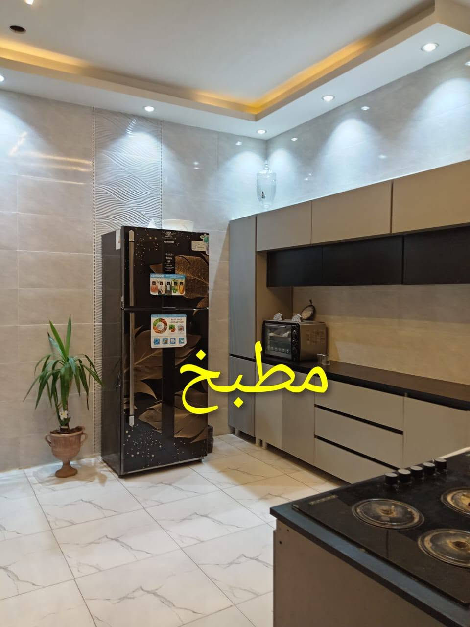 ياالله ” بيوت للبيع المساحه الكليه 850 ” اول بيت مساحته 200متر ثاني بيت مساحته 140متر ثالث بيت مساحته 120متر بتلو مساحته 100متر مظيف خارجي مساحته 13 متر صحيات خارجيات تابعه للمظيف محل 7×5 بناء البيوت حديثا العنوان”الماجديه قرب دكتوره تهاني زراعي سند 25 رقم التليفون ”***********” مكلف بنشر

نص مكتوب في الصور:
- هذا الباب الرأيسيه
- هذا المحل
- صاله
- مطبخ