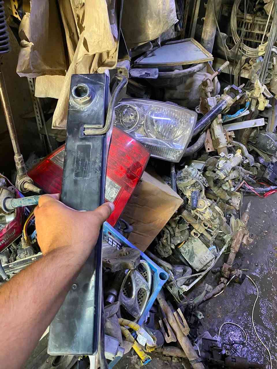 السلام عليكم توفرت دبة ماء كيا سورنتو للاستفسار الاتصال على هذا الرقم وتساب أو اتصال.       ☎️.               ***********
