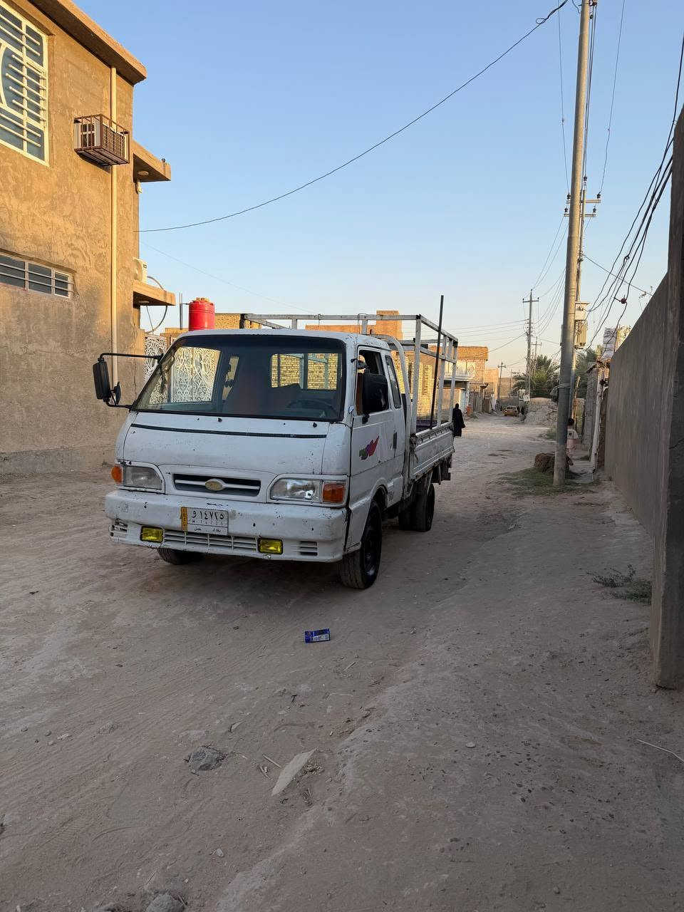 السلام عليكم كيا بنكو 96 قماره وربع رقم بغداد الماني سنويه عظم بدون تحويل مااندل راعيها حصت كاز بكل المحطات السياره خير من الله مكينه وكير جدد شاصي مكفول حداديه نظيفه بور جديد 4 تايرات جدد شادهن دشبول جديد  السعر 27 مكاني بابل ***********
