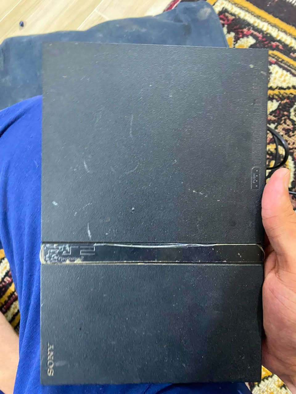 سلام عليكم بلي 2 نظيف جداً شغال فلاش واقراص ما مفتوح ولا مصلح مع كامل ملحقاتة يدات فيش كامل سعرة 40 الف فقط تواصل خاص او واتساب ***********  مكاني زبير
