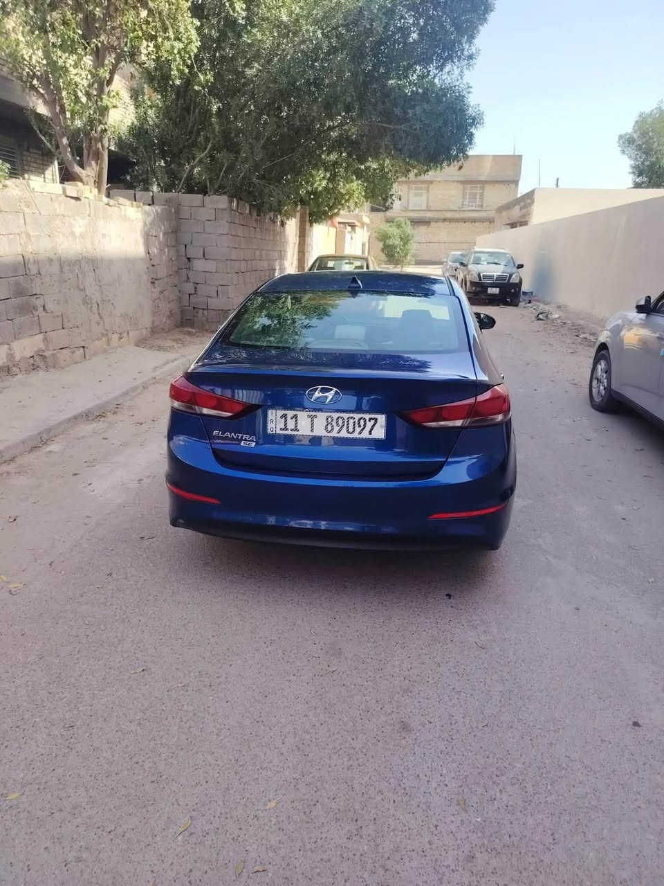 اللنترا 17 امريكي فئة SE
مكينة دوش 2000 جديدة صارلها شهر من شديتها
گير Atالمرغوب
 السيارة رقم بغداد الجديد سنوية لل29
حادثها جاملغ مال سايق 
الدعامية مبدلها جماليه وبيها فديو سيارة مال بيت وكلش نظيفة 
السعر 110 وبيها مجال بسيط 
مكاني بغداد الشعب ناقصها فريز تبريد فقط 

***********
