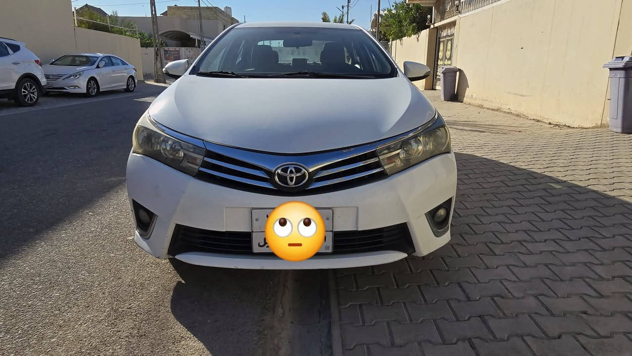 كورلا 2015 خليجي لون ابيض
محرك 2000 كبير المرغوب 
بصمه اصليه 
كير اوتوماتيك 
مواصفاتها 
داخل بيجي 
اشاره بلمرايه 
نظام ايكو 
بروجكترات
نياكل اليدات
ويل كب بلادي كروم
الاتصال ***********
السعر ١٣٠

