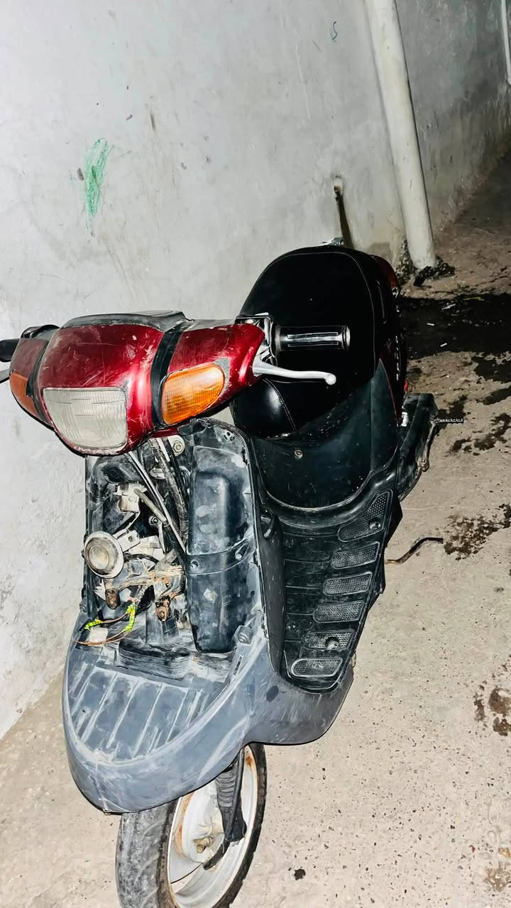 السلام عليكم
ماطور بوتين للبيع شغال كلشي مابي كابريته وصخه لو تعبانه دبل سكريته قفل اكسن حديث
اغراض كامله موجوده بلبيت اشاير بك لايت لايت شغال 
السعر 180وبي مجال 
رقم التلفون ‭***********‬
