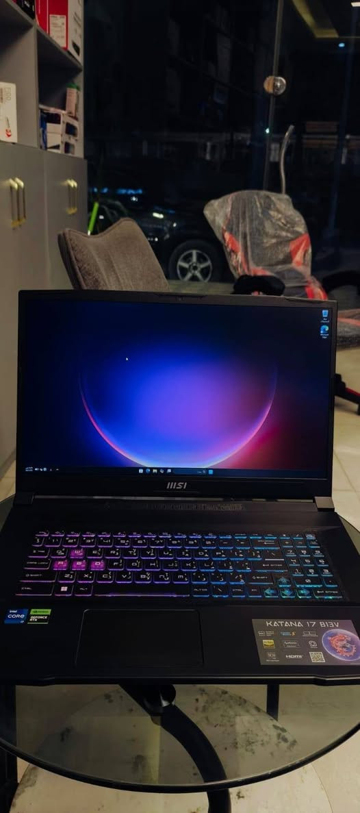 MSI Katana 17

المعالج: Intel Core i7-13620H
كرت الشاشة: NVIDIA GeForce RTX 4070 (8GB - 115W
الذاكرة العشوائية (RAM): 32GB DDR5 (5200MHz)
التخزين: 1TB SSD M.2 NVMe
الشاشة: 17.3 بوصة، دقة FHD، لوحة IPS، بتردد 165H
الحالة: شبه جديد
مليون و800 
للاستفسار ***********
