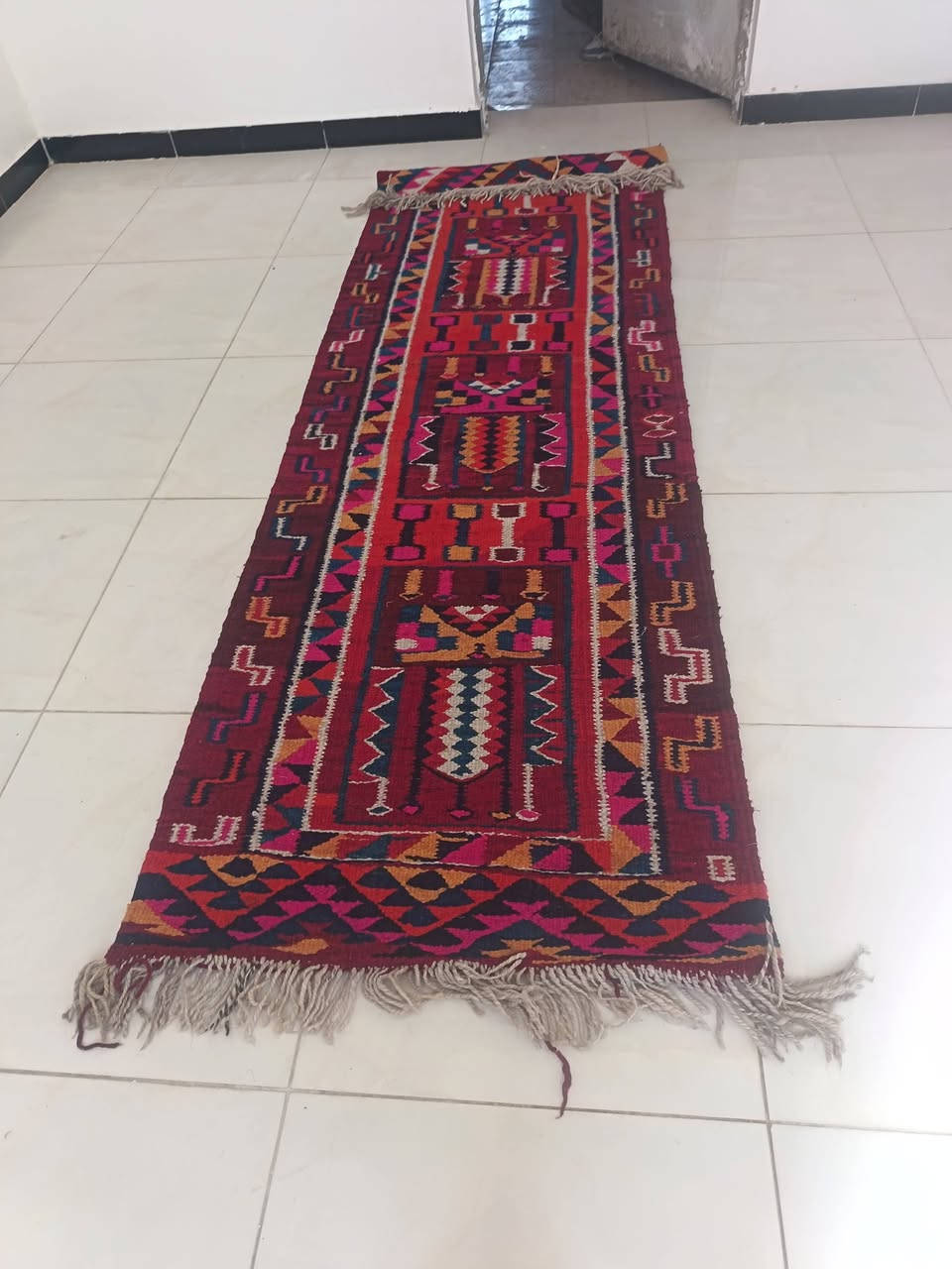 السلام عليكم سجادات 2 لبيع سعر الوحده 30 بيه مجال لاستفسار *********** مكاني ناصريه مركز
