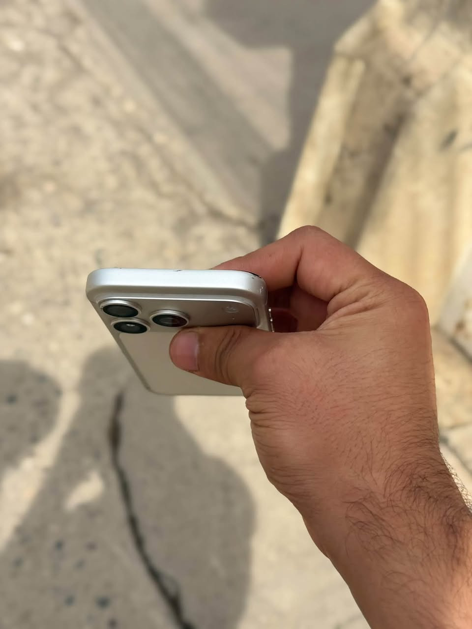 آيفون ١٧ برو • ٢٥٦ • بطارية ٩٣%