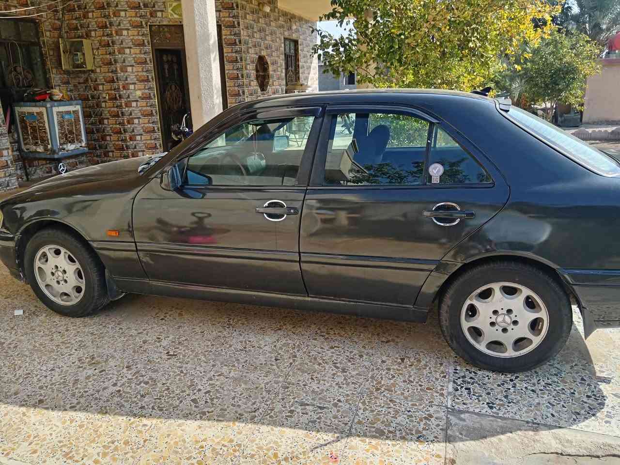 سلام عليكم بيبي شبح S220موديل 96كير ومحرك كفاله تبريد ثلج صدر امامي خلفي جديد تخم تاير جديد جاهزه من كلشي 45وبي مجال مكاني فلوجه رقم التواصل ***********
