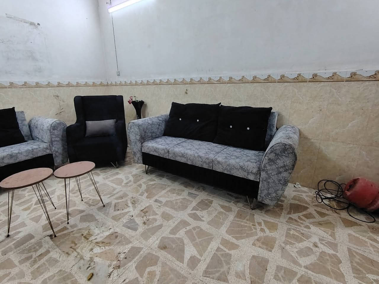 تخم • ١٠ نفرات • بلنجف