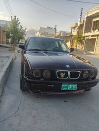 بي إم دبليو 520 • جير عادي • رانية