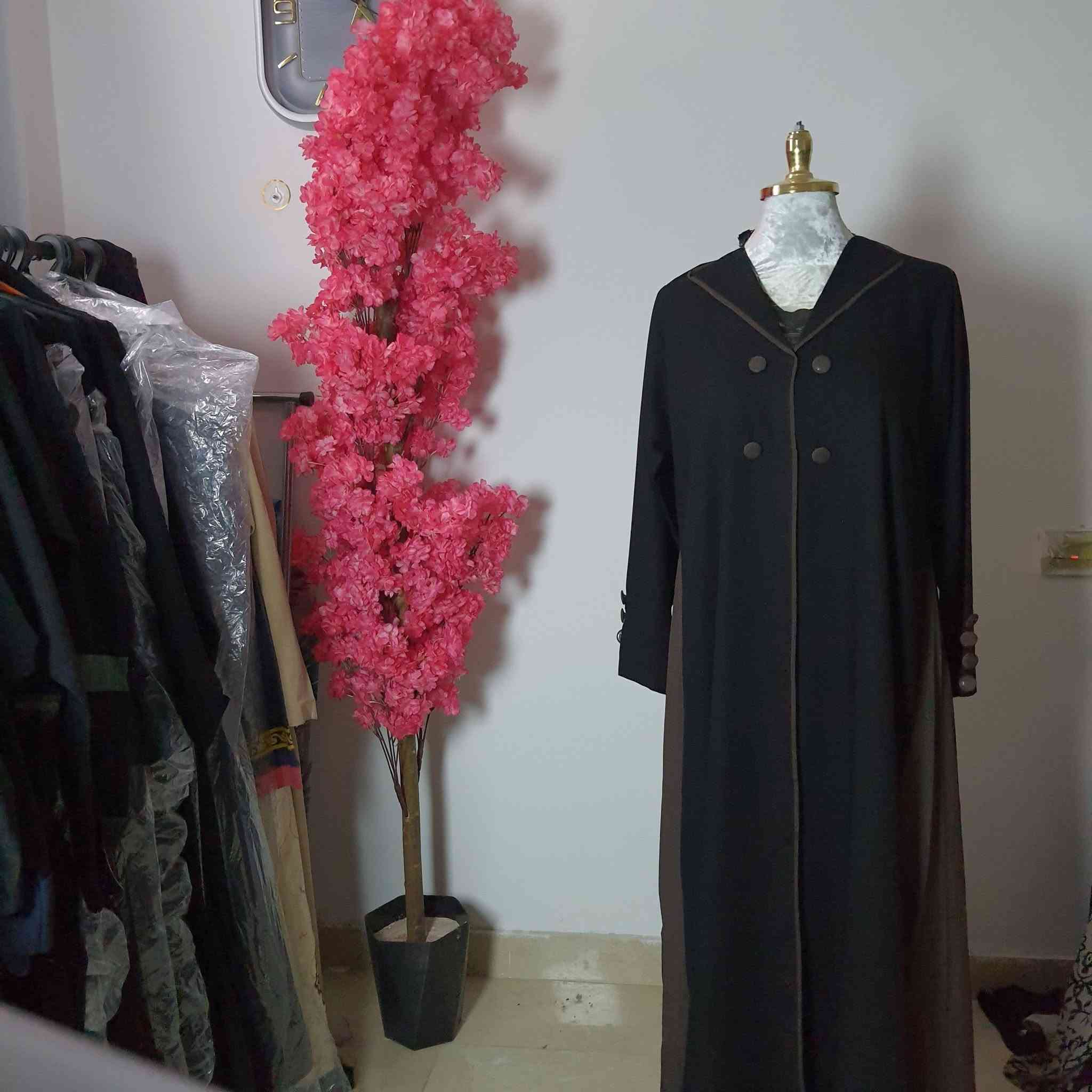 عبايات اماراتي جديد سعر القطعه ٣٥ الف الحجز واتساب ***********

