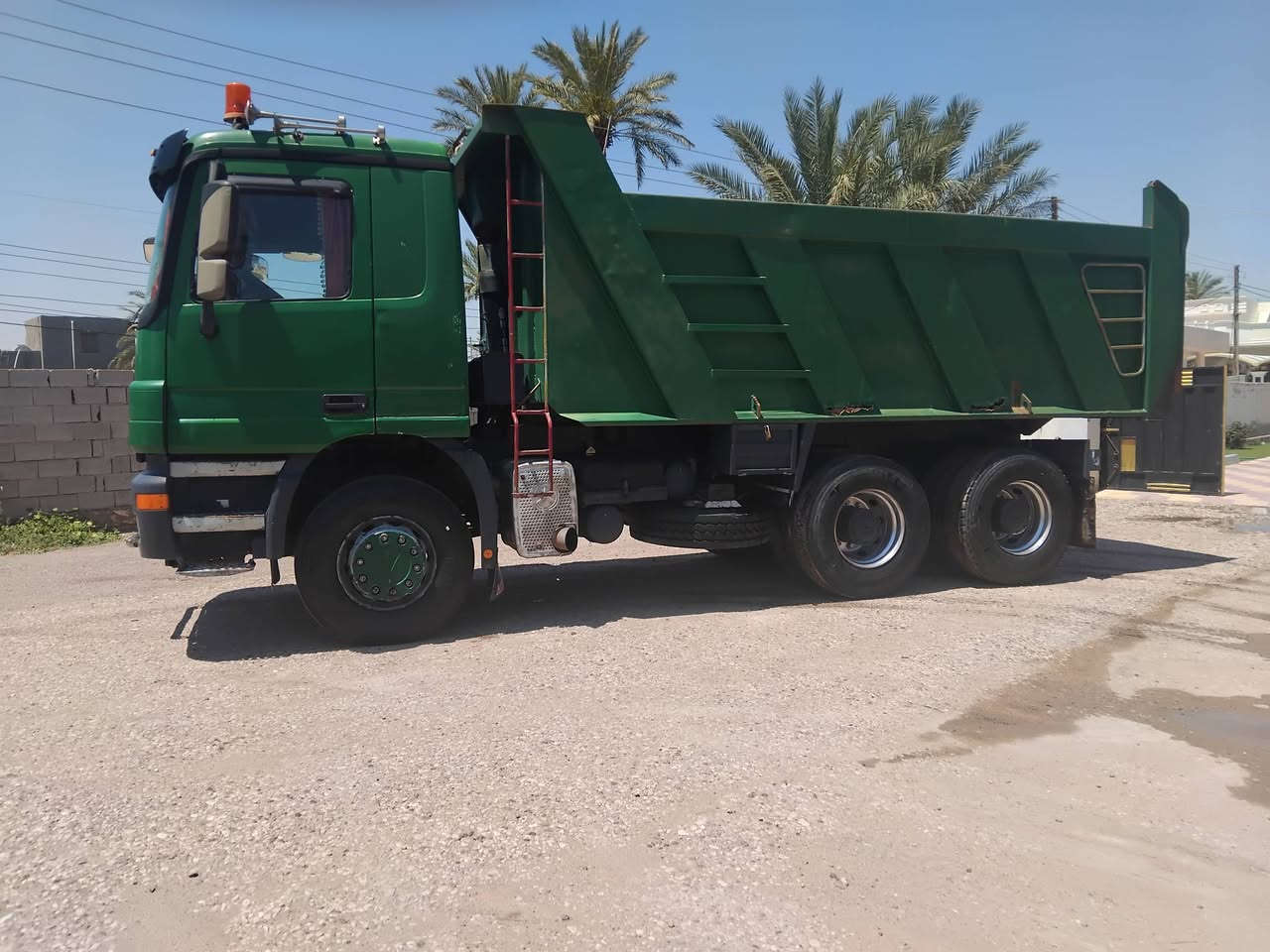 السلام عليكم اكتروز موديل ٢٠٠١ رقم دهوك محرك ٨ سلندر كير كهربائي مجموعه جي اف تخم تاير هذا رقمي ***********
