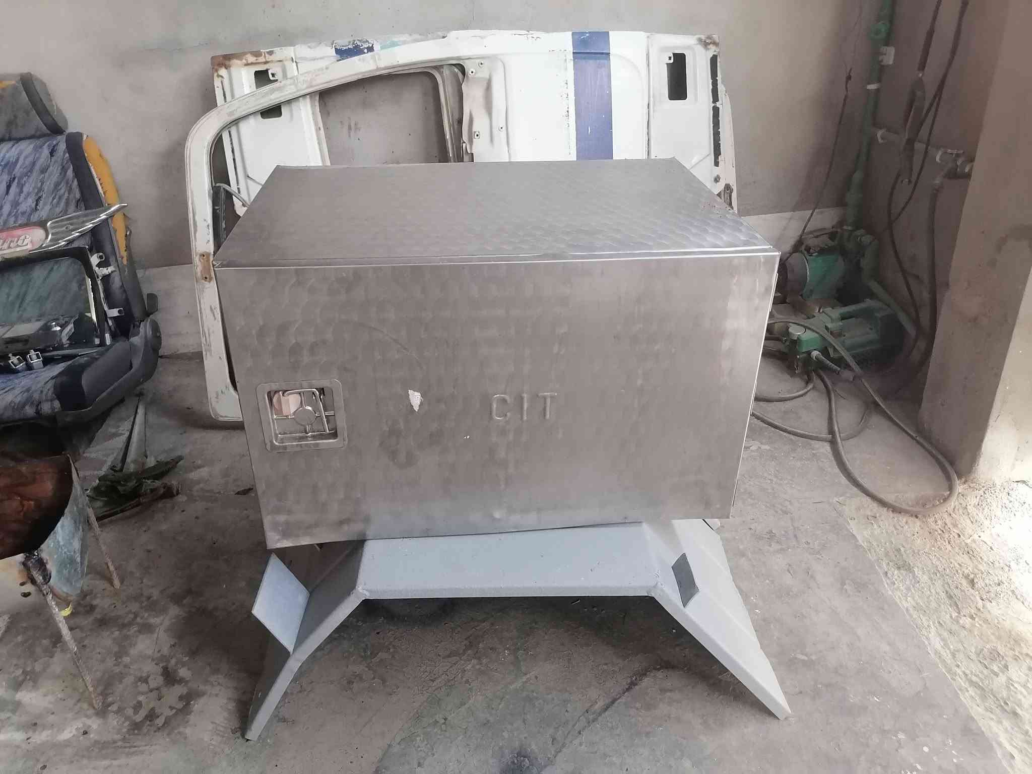 قطع هينو • ماطور ماسحات • أبواب ٢ فارغات