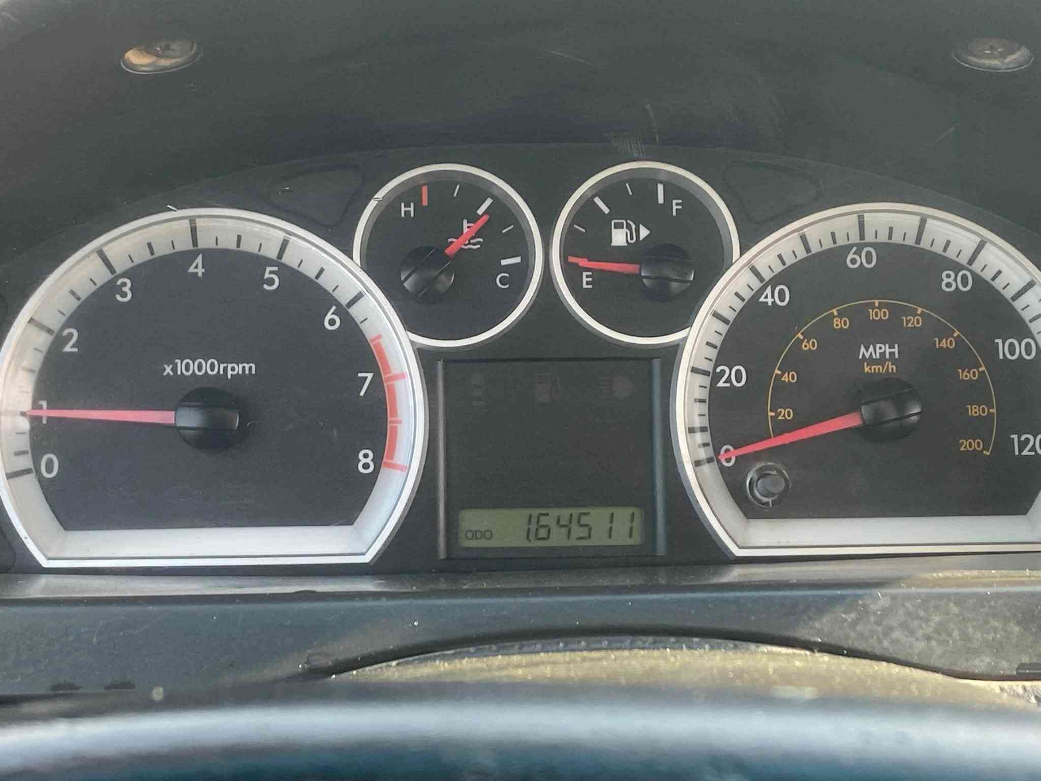 🚗 للبيع سيارة أفيو موديل2008
، مشروع وطني رقم بغداد 
تحويل ثاني يوم .
مكينه ١٦٠٠ مفتوح المرغوب يجي 
السيارة كفالة من الضربة السيارة جاهزة من كل النواحي من صبغ كهربائيات تبريد جديد حدادية جديدة قبل 
 يومين السيارة جاهزة ماشيه ١٦٥ 
🔹  مصفّرة الغرامات والهيئة
🔹  السعر 50 ورقة وبيها مجال 
عنوان السيارة : كربلاء:
📞 للاستفسار والتواصل: ***********

نص مكتوب في الصور:
- 1