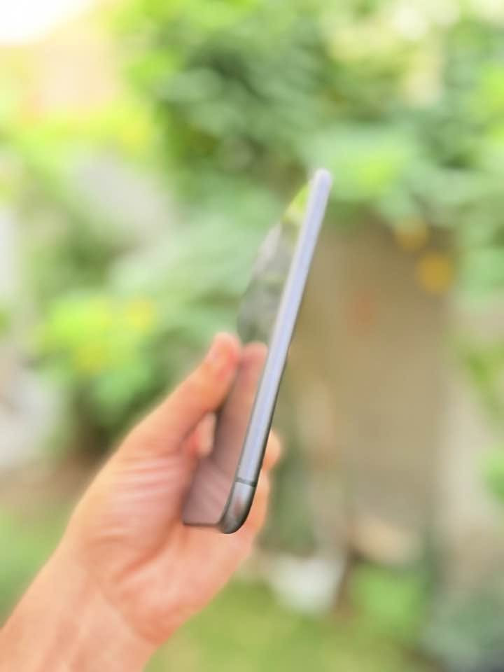 ايفون ١١ • ذاكرة ٦٤ • بطارية ٧٦