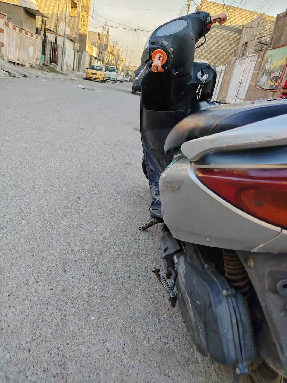 السلام عليكم دراجه بريز لايت ناصي للبيع الدراجه نفس ماموضح بلصوره كفرات بلاديه وختم واحد مكينه بلاديه السعر 500وبيه مجال العنوان بغداد الامين الثانيه للاستفسار الاتصال***********
