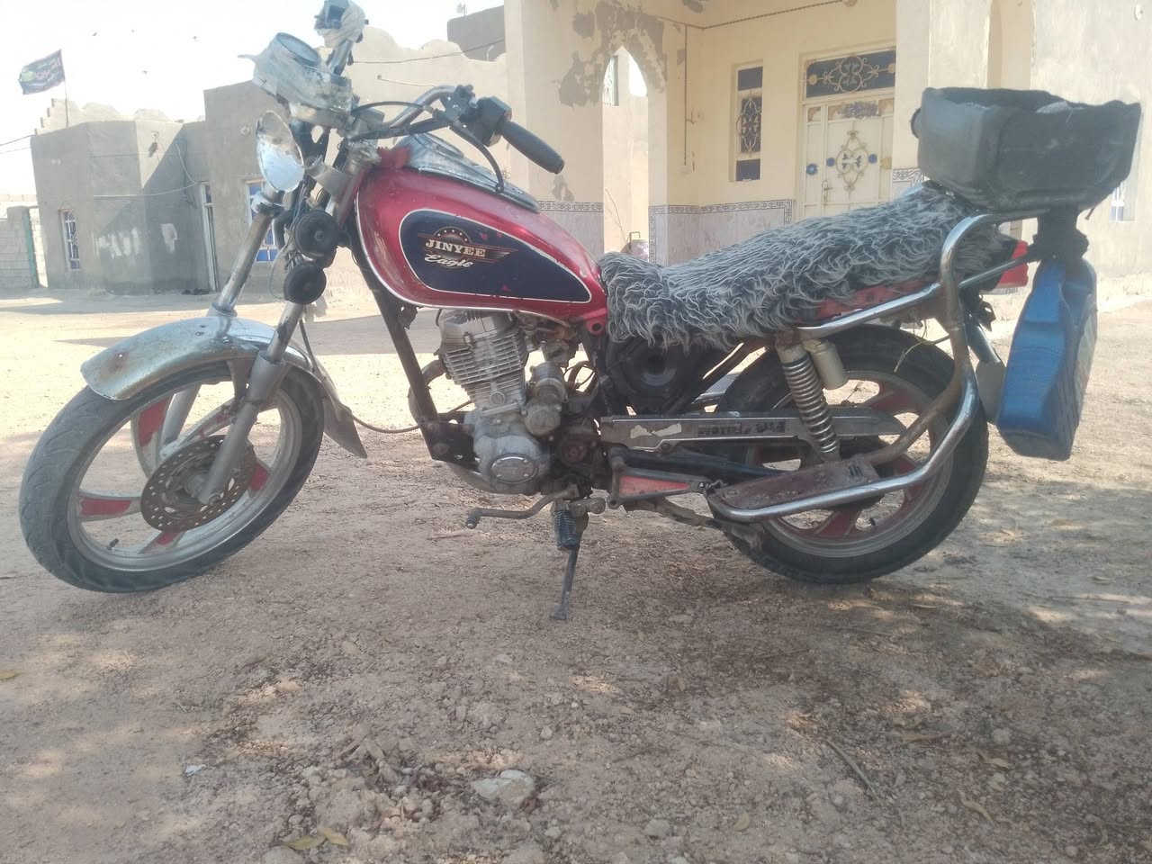 دراجه جونده (محرك ستوته)كلك للبيع السعر 275 وبيه مجال بسيط 
دراجه كامله كهربائيات ظفيره جديده سلف  
للتواصل خاص او اتصال ***********
