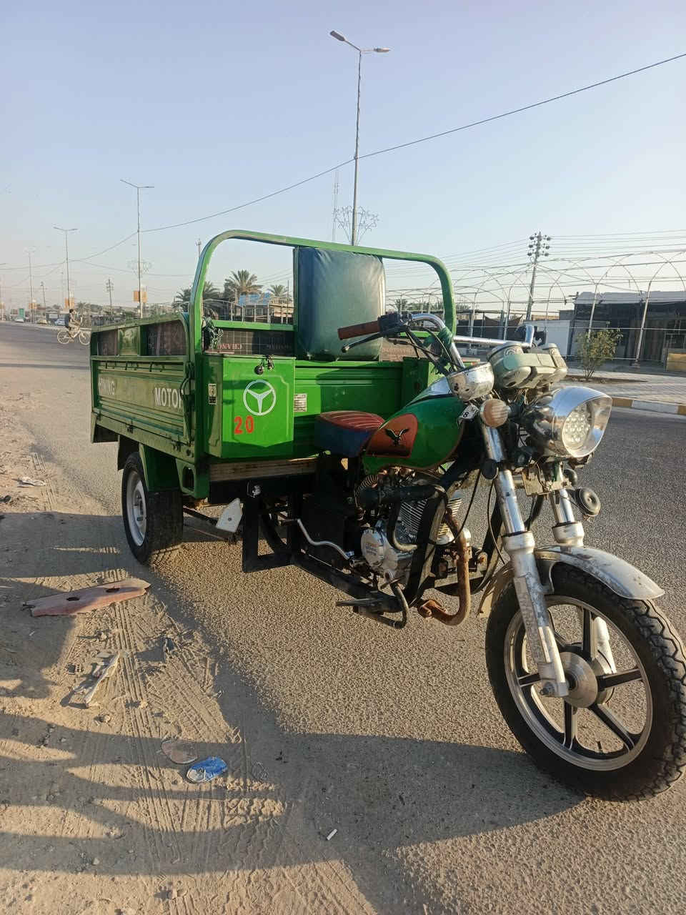 السلام عليكم ستوته للبيع مديل ٢٢ اوراق ستوته خير من الله شغال كل شيء بيها كهربائيات لايت هورن ستوته نضيفه للاستفسار اتصل ***********
