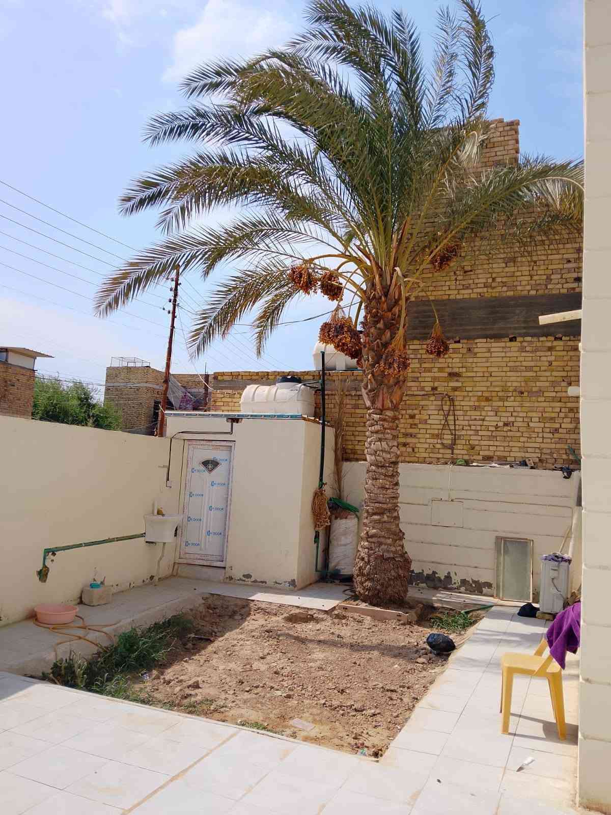بيت للبيع • العنوان السنية • ٣٠٠م