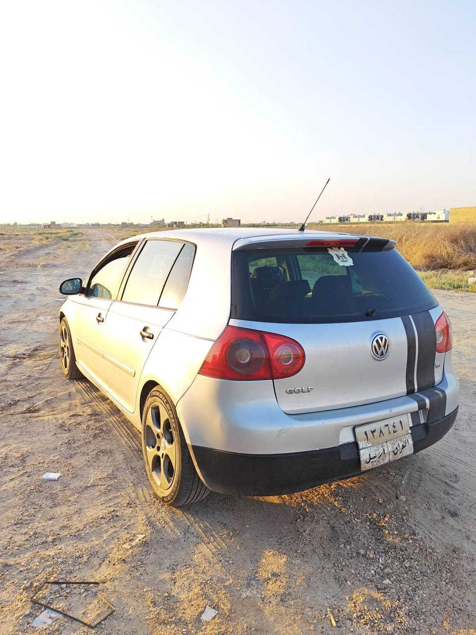 كولف ٢٠٠٩ mk6 مكينه ١٦٠٠ كير توماتيك ٦ سرعات
مكينه بيه تبخير وسنويه منتهيه صار سنه وعليها غرامه ٥١٠ الف سعره ٥٠ورقه تنزل من السعر مكان السياره بالرمادي للتواصل 
***********
