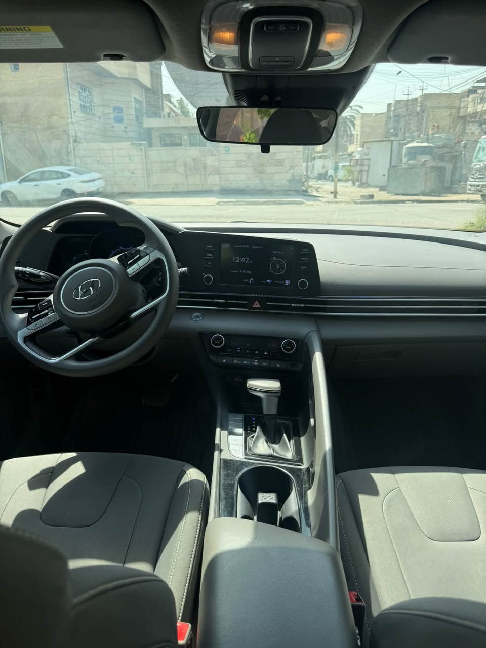 حادث سيارة بابتين مبدل بلاد
مواصفات/بصمة/رادرات/شاشة/تحكم جهتين/تشغيل عن بعد
ماشيه/٦١سيارة نضيفه بمعنى الكلمة
رقم أربيل بسمي سنوية وهزة جديد 
سونار والحادث مرفقه مع الصور 
السعر /128 الاستفسار الاتصال /***********

نص مكتوب في الصور:
- BidCars