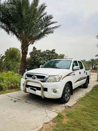 هايلوكس • ٢٠٠٩ • اوتوماتيك سعودي