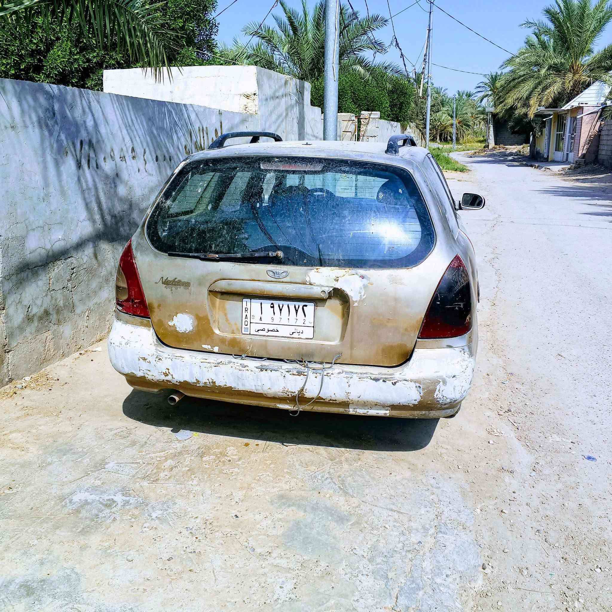 السلام عليكم سيارة نوبرا موديل 97 للبيع كير ومحرك شرط
والگشر شوفت عينك وكلشي بسعرة تحويل شرط
السيارة خير من الله السعر 15 ورقه وبيها مجال اتصل وتدلل
‏‪***********‬‏
