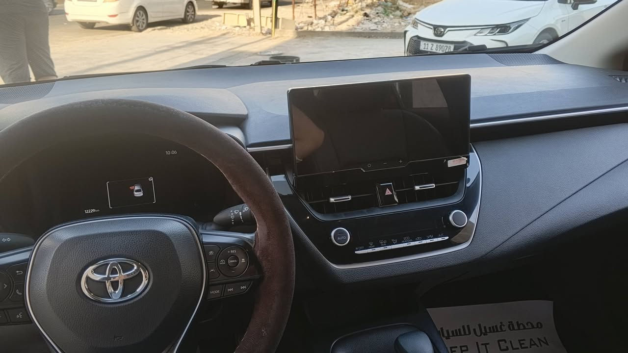 كورلا 25هايبرد
مكفوله لاصبغ لا ضرر
شكل خليجي 
ماشي 12الف
فول موصفات كشن كهربائي 
سيارة باسمنا
سعرها 165بي مجال لطيبين
***********
