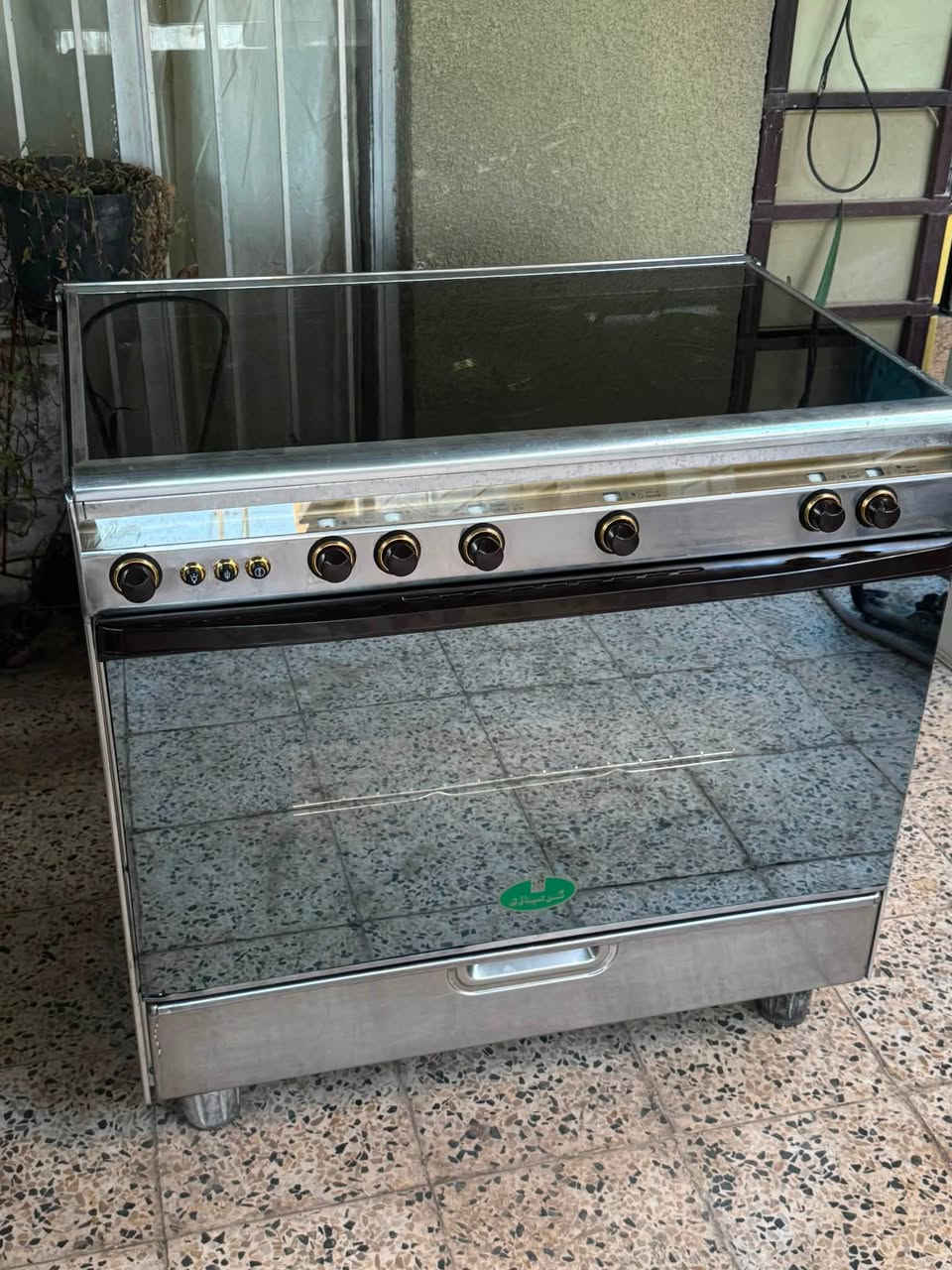 طباخ كريازي مصري باب اول ع فحص تاخذه نضيف جداً العنوان بعقوبه التحرير
الهاتف ‭***********‬
