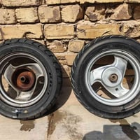 تايرات أصلية • نضيفات • ديوانيه