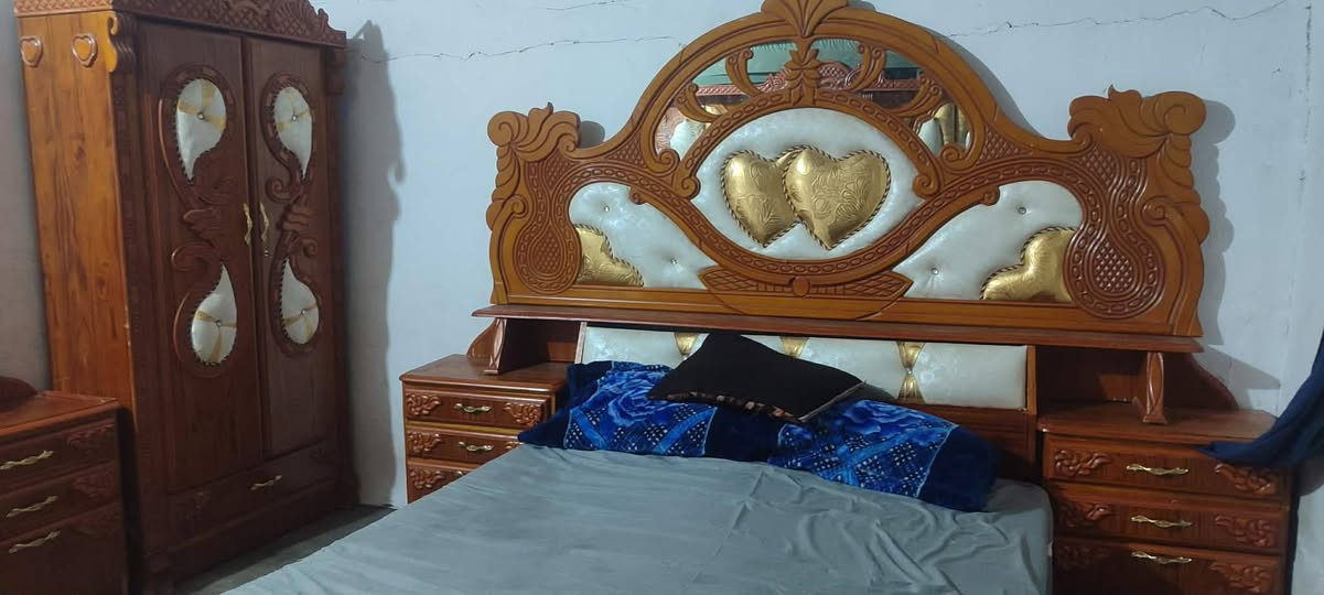 مثل ما موضح حيل نضيفه السعر550 العنوان ناحيه القياره ***********
