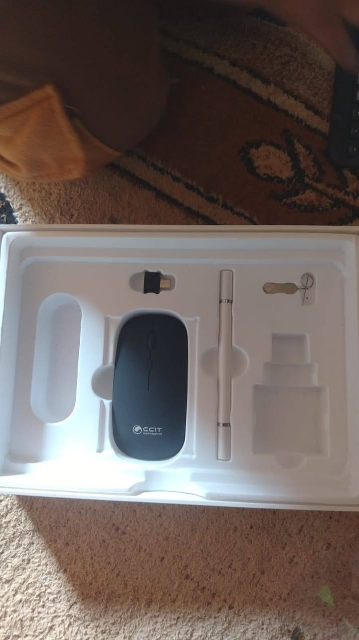 آيباد • كامل غراضه • قليل الاستخدام
