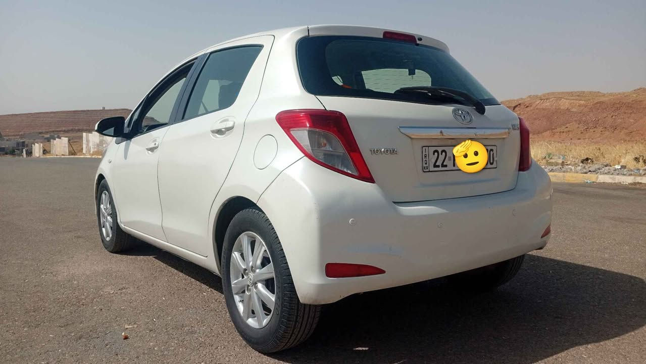 سلام عليكم 
تويوتا یارس ٢٠١٣ خەلیجی مەکینە ١٣ گێڕ و مەکینە بە شەرت تەبرید بەفر،  چوار پارچەی سبوغە بێ دەعم بی ناوگرتن،  سەنەوی تا ٢٠٣١ نوێیە،  ١٣٥٠٠٠ کیلۆمەتر ڕۆیشتووە نرخی 84 مەجالیشی تێدایە 
*********** كويسينجاك, أربيل
