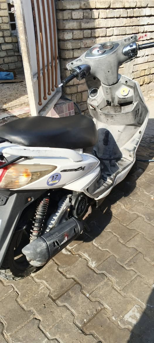 سلام عليكم دراجة سكنس فحل كابريتر للبيع دراجة نضيفة فول ملاح دراجة نكرة سلف السعر 750 وبيهة مجال بسيط 
*********** واتساب عنوان بغداد الجديدة
