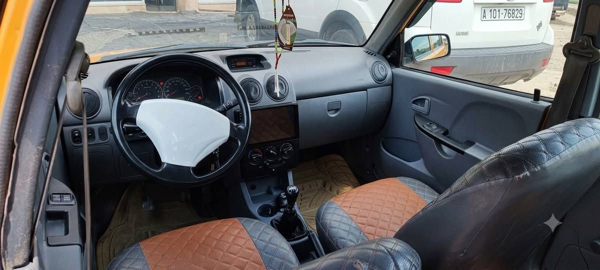 السلام عليكم 
سايبه موديل 14 
ضربتهه جنطه ماواصله الحوض تعميرتهه حلوة
النضافه مبينه السياره جاهزه 
گير محرك مكفولات 
غرفه حلوه 
كشنات جلد 
شاشه اندرويد 
سماعات دمام يخبلن 
سوبايه باسهيل 
رقم قادسيه الماني مشروع وطني 
راعيهه يريد مداور 
مصفره هيئه وغرامات
سنويه قبل شهر صاقطه
شواصيهه حلوات 
السياره جاهزه لشغل
السعر 25 وبيهه مجال حك الجيه 
الشراي يتصل ويدلل 
*********** ديوانيه
