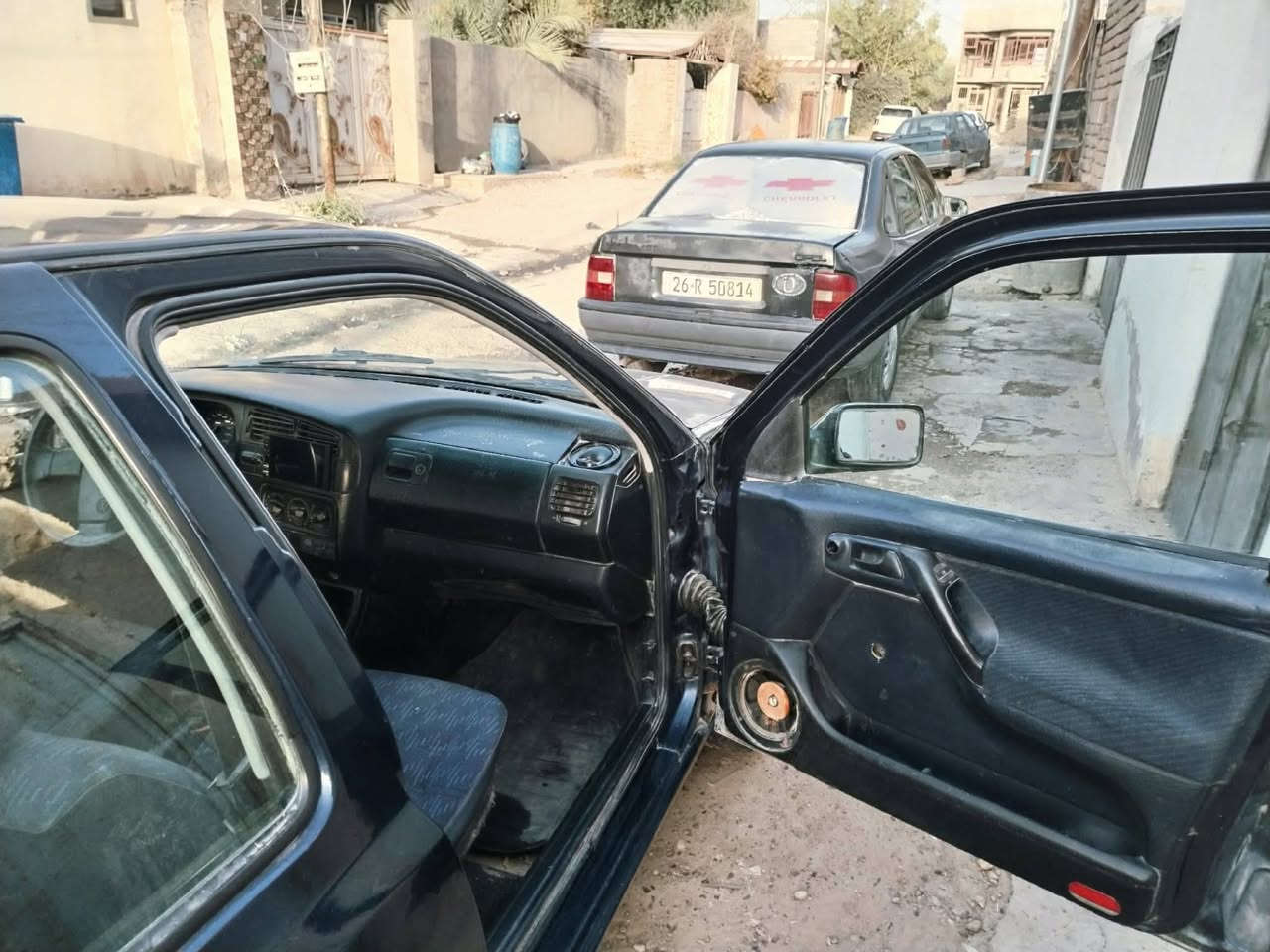كولف موديل 93
محرك كير شرط كير عادي 
رقم صلاح الدين مشروع وطني شرط تحويل 
مصبوغه جديد وبعد مو مبولشه 
للبيع السعر 30 ترهم مراوس بفكترا
مكاني سامراء ***********
