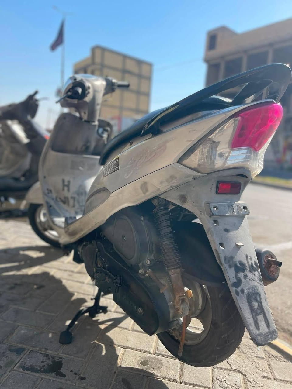 ماكس منغولي مناسبه للبيع دراجه نضيفه كهريائيات شغاله تواير جدد كفر اصلي سعره 550وبيه مجال 
‏‪***********‬‏
