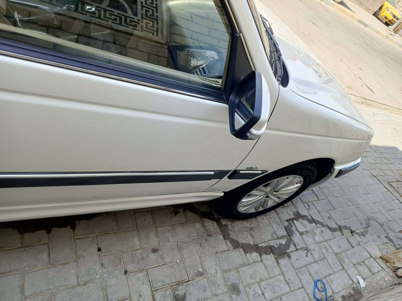 السلام عليكم بيجي بارس للبيع 2025 رقم بغداد سياره باسمي ماشي 31 جديده***********
