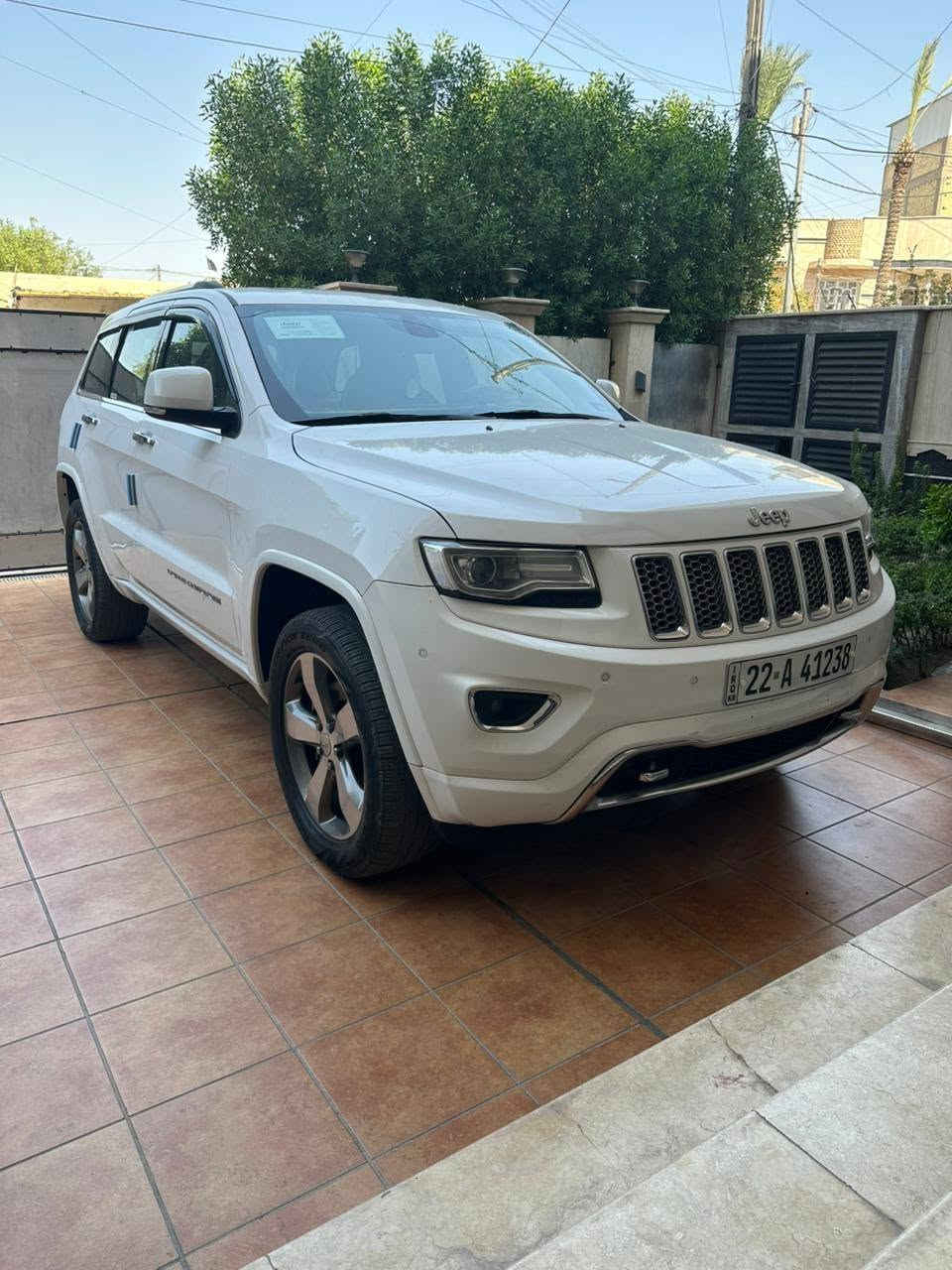 البيع جيب فول جكات  مكانه بغداد الحرية ***********
