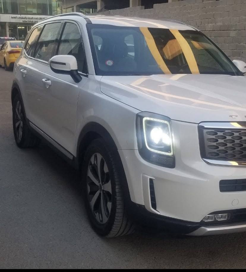 السلام عليكم
كيا تيلورايد خليجي 2020 للبيع
فئة LX 
3800gdi محرك
لون أبيض رقم بغداد
مقاعد جلد سبعة راكب
كاميرا خلفية وحساس
السيارة فيها ضرر
الجاملغ الامامي الآيمن مصبوع ومصلح آثر طخت ستوتة وكذلك الباب الأمامي الأيمن والجاملغ الخلفي الأيمن بسبب شخووط عميقة (وليس حادث تصادم ).
السعر مناسب  مكاني بغداد
للاستفسار على هذا الرقم ***********اتصال أو واتساب
