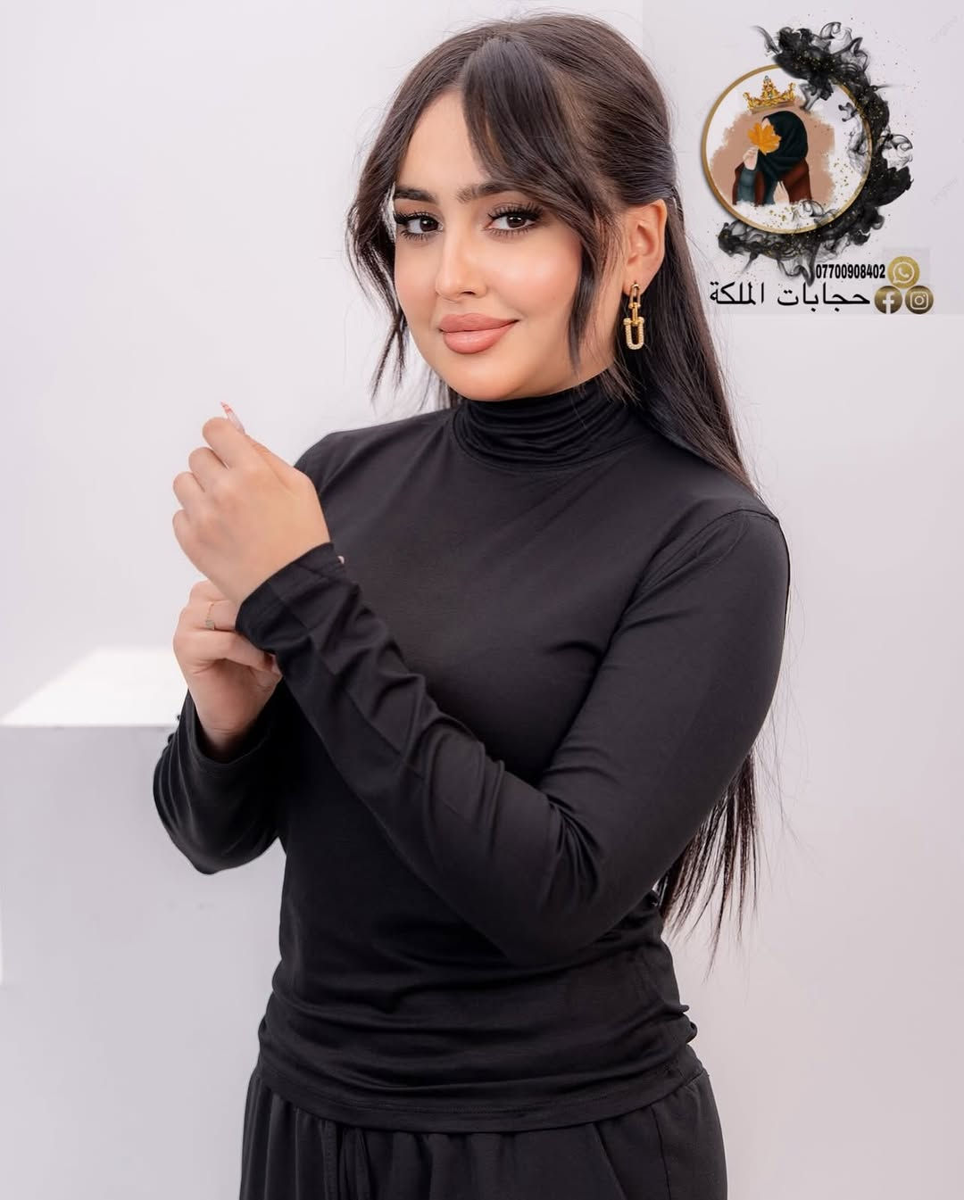 حجابات الملكة للاناقه عنوان ♥️ 
هاينك ردن طويل خامة الاصلي متوفر 24 لون مميزه استيراد خاص بنا 
خام اصلي ثباتيه عاليه جدا عند الملبس ✅
متوفر جميع الالوان😍
خليك مميز باختيارك مع الملكة
للطلب والاستفسار مراسلة الصفحة ✉️
التوصيل متوفر لجميع انحاء العراق 🚕
.
.
.
.
.
.
.
.
.
.
.
.
.
#حجابات #اكسبلور #اكسبلور_explore #العراق #البصرة⁩⁩

نص مكتوب في الصور:
- ***********
- حجابات الملكة
- *********** حجابات الملكة