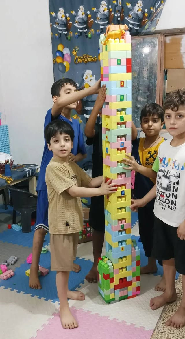 الفعالية المفضلة منو يكدر يبني اعلى واحلى برج 😂💞

واحة الطفل 

لأن اطفالنا اعز ما عندنا ويستاهلون الاحسن فأحنا وفرنا الهم كل وسائل الرفاهية اللي تلهيهم وتونسهم بعيداً عن الاجهزة والتلفونات وتنطيهم السعادة اللي يستاهلوها وبشكل امن وبرقابة دائمة عليهم 💗

مكان مخصص للأطفال حتى يقضون وقت ممتع وآمن، وإنتِ تكدرين تروحين تكمّلين مشوارج وأنتِ مرتاحة ومطمئنة 💕

🛝 زحليقة ومرجوحة
🏖️ ركن الرمل والكرات
🧩 مكعبات وألعاب تركيب
🎨 رسم وتلوين
📚 أركان ووسائل تعليمية
🧸 ألعاب متنوعة ومناسبة للأطفال
📹 كاميرات مراقبة
🩹 إسعافات أولية
🧼 اهتمام بالنظافة وسلامة الأطفال

💳 الدخول حسب احتياجج: ⏰ بالساعة
📅 يومي
📆 أسبوعي
🗓️ شهري

⏰ أوقات الدوام: 🌞 9:00 صباحًا – 12:00 ظهرًا
🌙 3:00 عصرًا – 8:00 مساءً

📍 العبيدي – قرب جامع المصطفى

📱 واتساب: ***********

 فيس بوك: واحة الطفل

انستا : @wahat.altifl

تيك توك : @wahat.altifl

#العبيدي #فعاليات_العاب_اطفال #baby #بغداد_العراق #سوق_العبيدي
