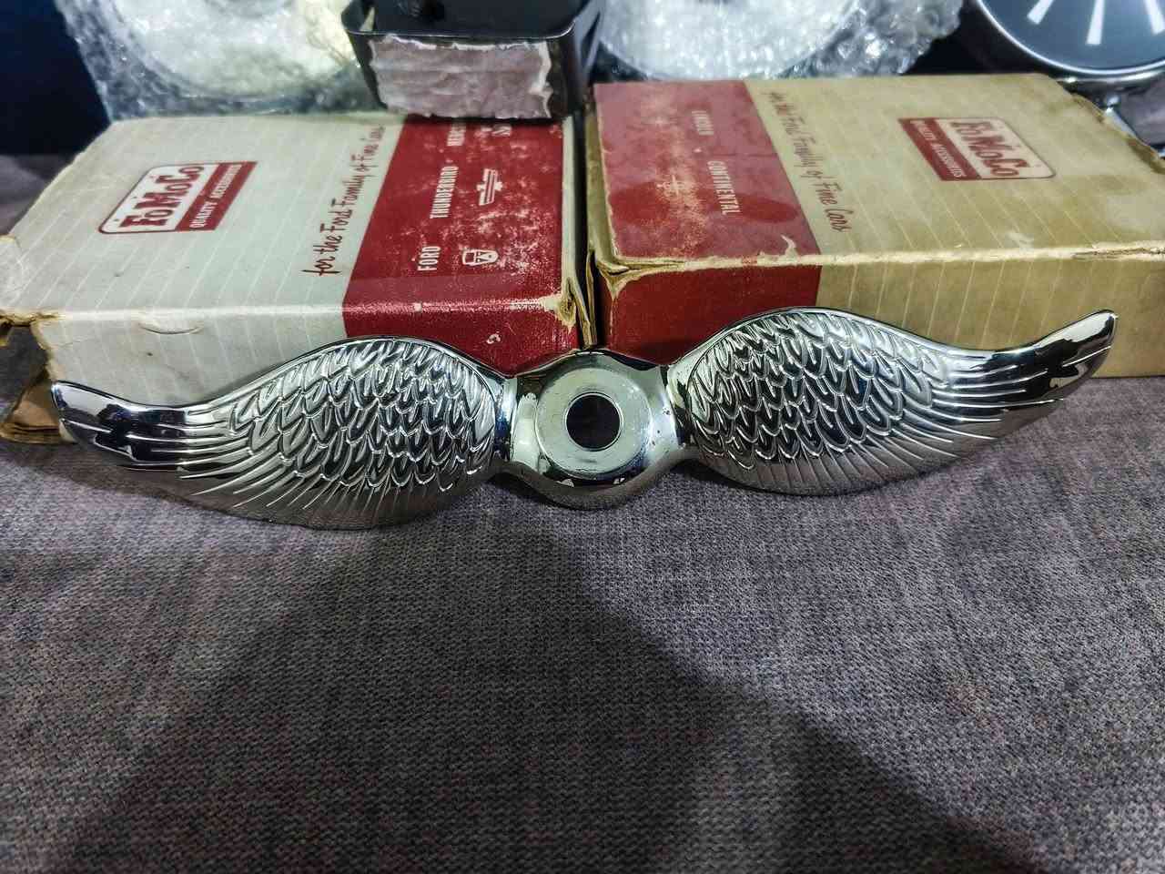 اكسسوارات سيارات • تفاصيل قليلة