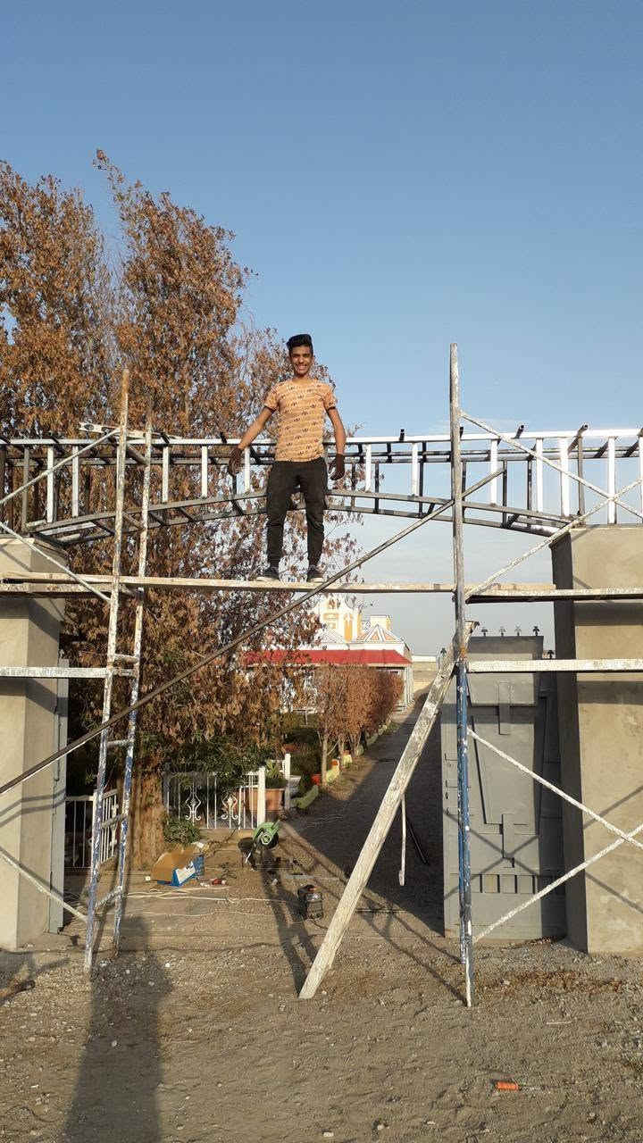 🌿 مزرعة للبيع في قرية الانتصار
📐 المساحة: 2350 م²
🏠 مساحة البناء: 450 م²
🛏️ تحتوي على 9 غرف نوم
🛋️ 2 استقبال
🚿 5 حمامات
✨ أغلب الغرف سويتات
📜 نوع العقد: عقد 17، ومنتهي وراح يتم تحويله إلى طابو
📍 العنوان: قرية الانتصار
📞 للاستفسار والتواصل عبر واتساب:
***********
