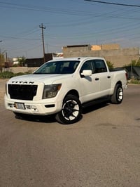 تايتان • V8 • ٢٠٢١